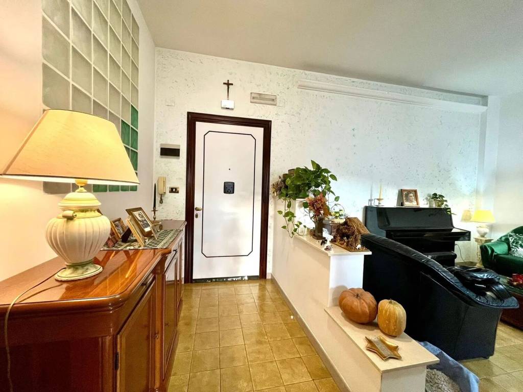 Appartamento a Francavilla al mare in Viale Monte Sirente, 39 - Foto 2