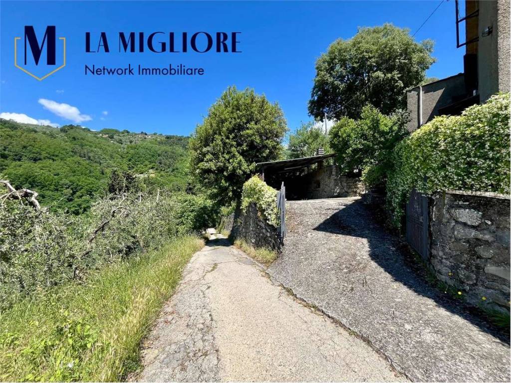 Casa indipendente a Montale in Via Fratelli Cervi, 13 - Foto 2