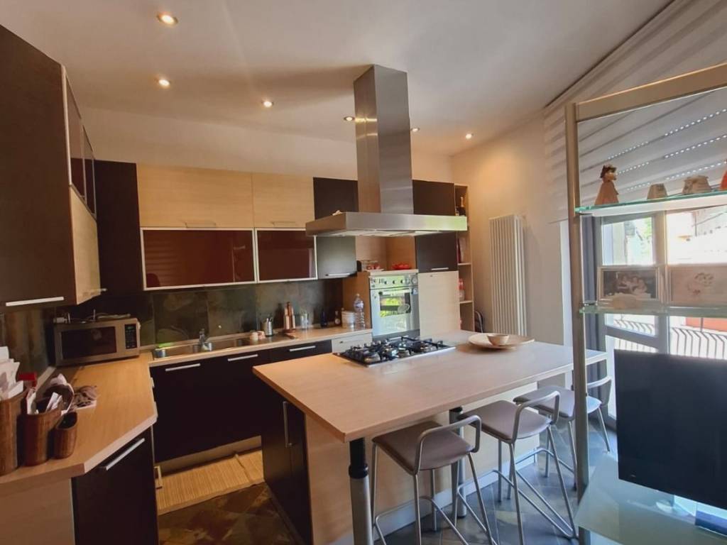 Appartamento a Gerenzano in Via Quarto dei Mille - Foto 2