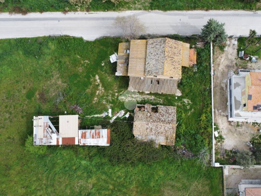 Rustico / casale a Roseto degli abruzzi in Via Fonte della Marina, 9 - Foto 4