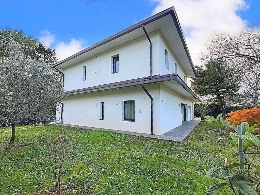 Villa a Casatenovo in via San Gaetano 63 - Foto 4