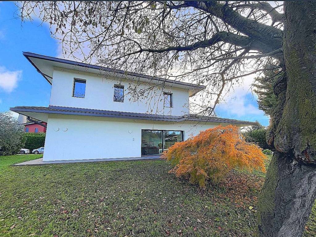 Villa a Casatenovo in via San Gaetano 63 - Foto 4