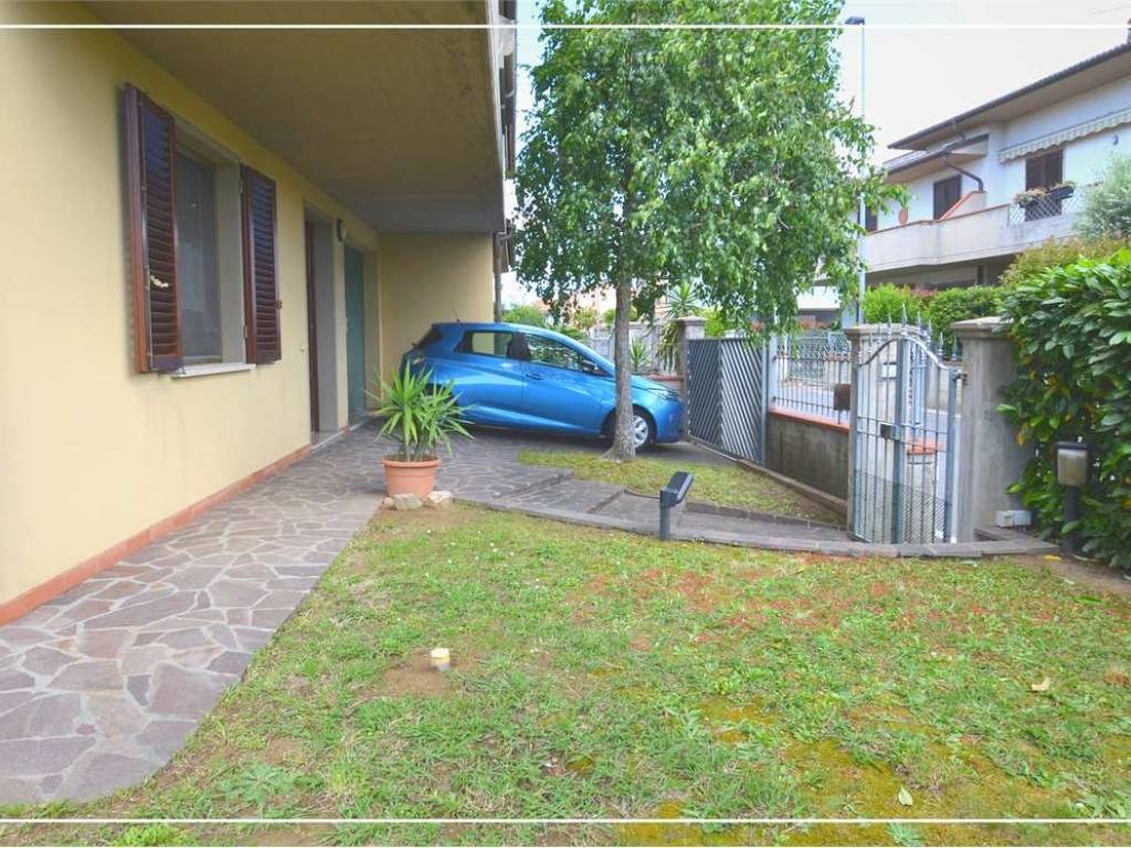 Villetta a schiera a Monsummano terme in Via del Carro - Foto 4