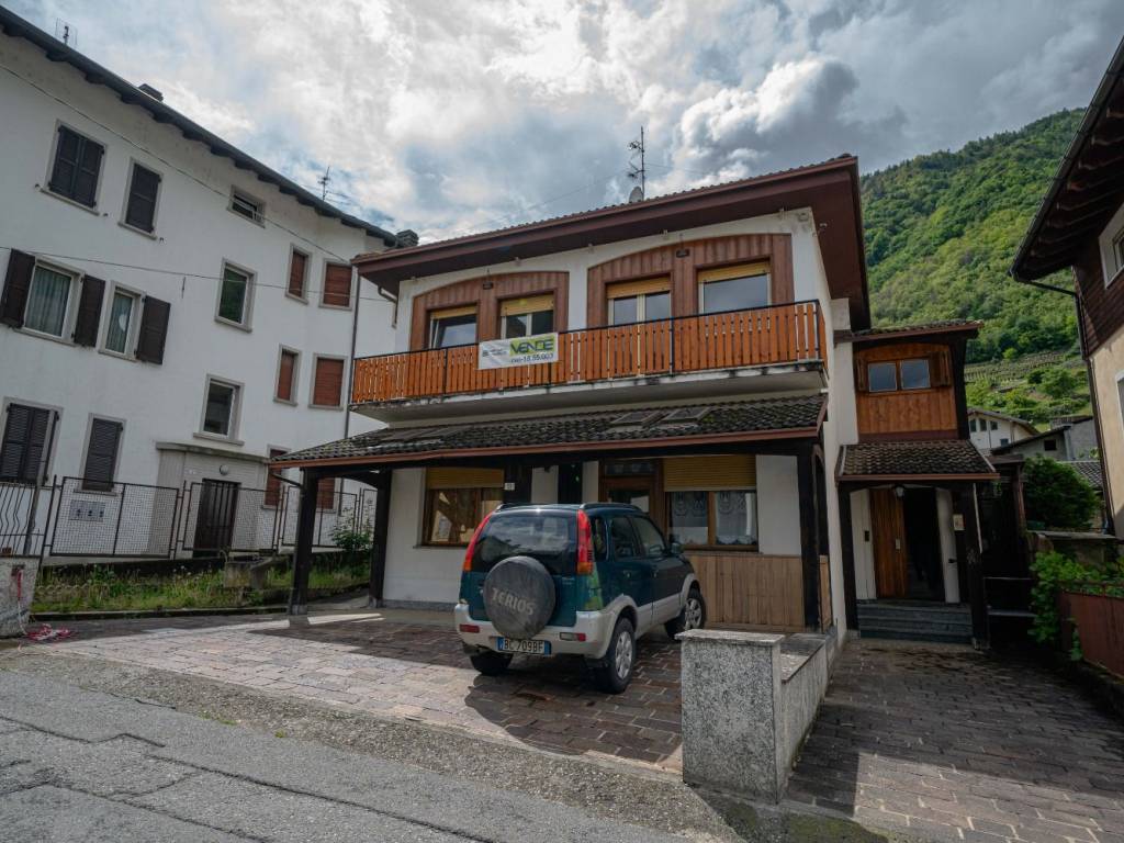 Villa a Villa di tirano in Via Lambertenghi, 13 - Foto 2