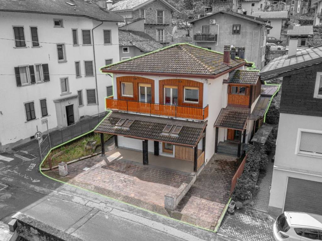 Villa a Villa di tirano in Via Lambertenghi, 13 - Foto 4