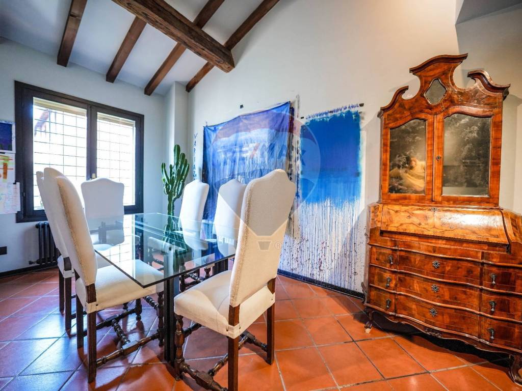 Appartamento a Ferrara in Via Della Paglia - Foto 4