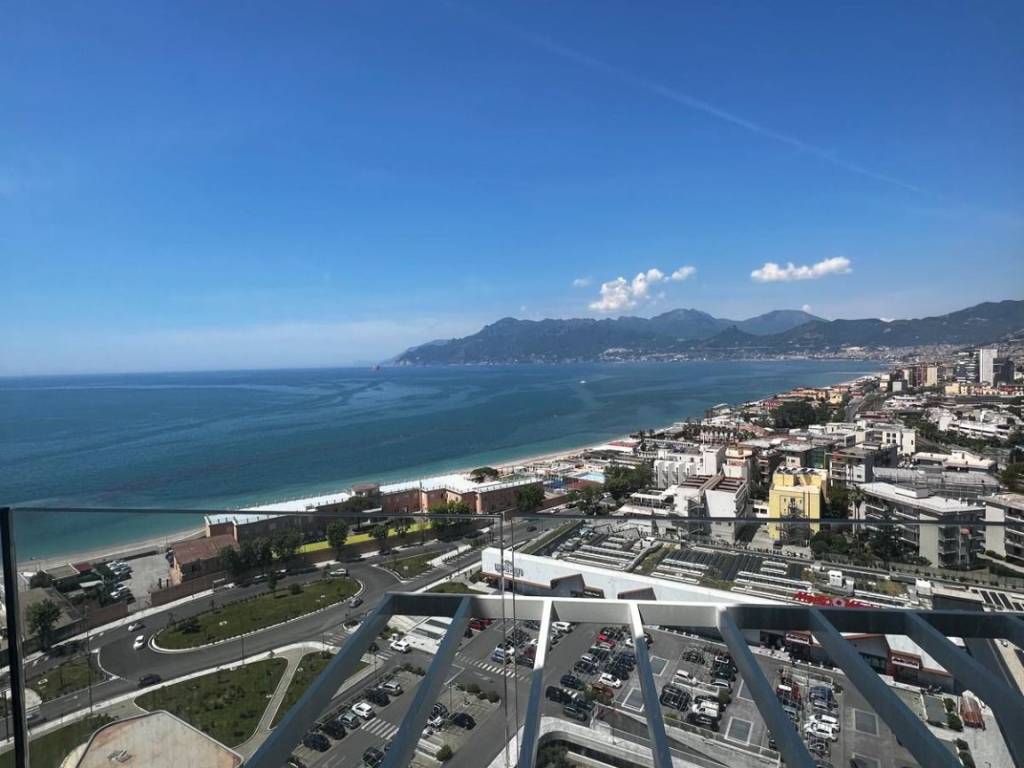 Attico / mansarda a Salerno in Via Clark, 47 - Foto 4