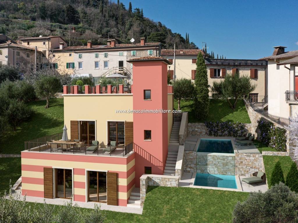 Villa a Cavaion veronese in Via Belvedere - Foto 2