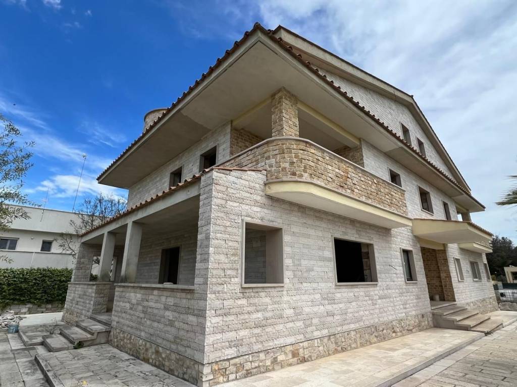 Villa a Trani in Via Vecchia Trani-Corato - Foto 2