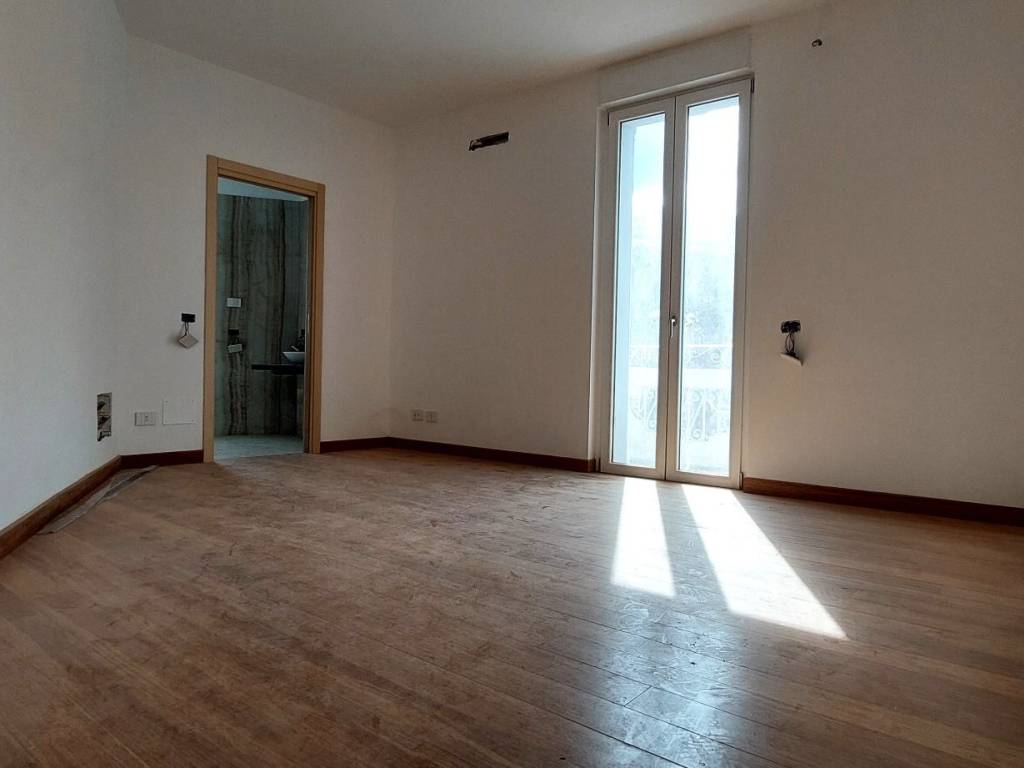 Appartamento a Valenza in Viale Tancredi Galimberti - Foto 2