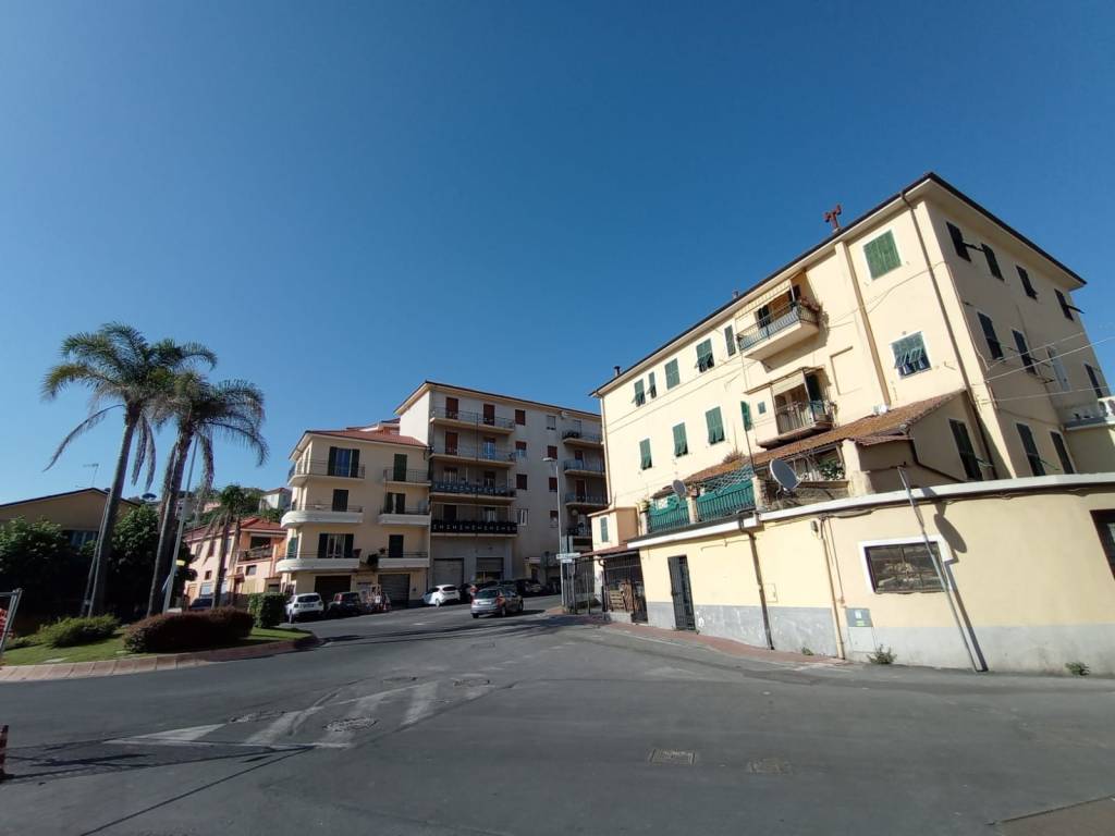 Appartamento a Imperia in Via Giuseppe Mazzini, 124 - Foto 2