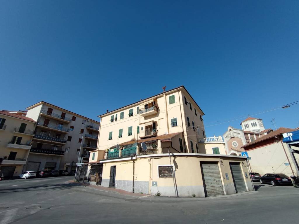 Appartamento a Imperia in Via Giuseppe Mazzini, 124 - Foto 3