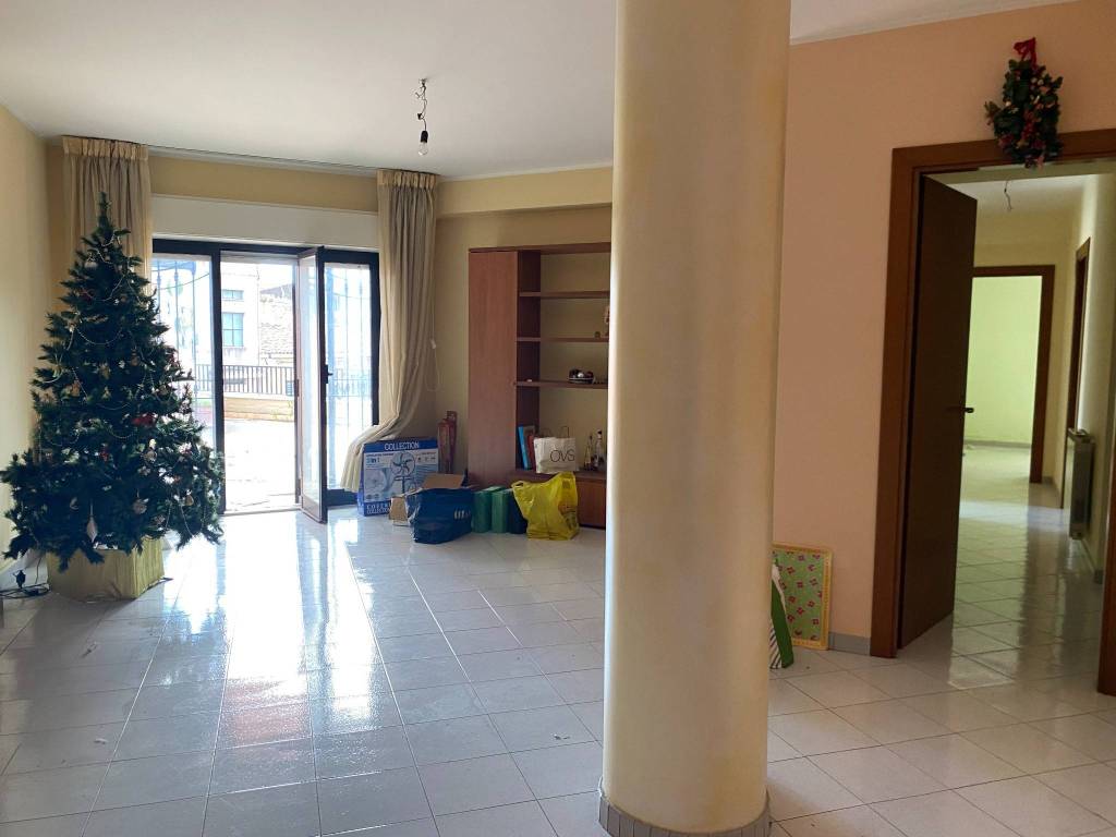 Appartamento a Giarre in Viale Don Luigi Sturzo, 162 - Foto 2