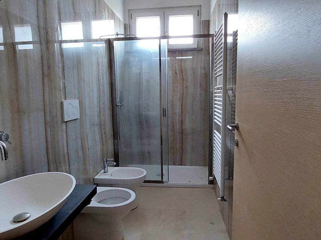 Appartamento a Valenza in Viale Tancredi Galimberti - Foto 4