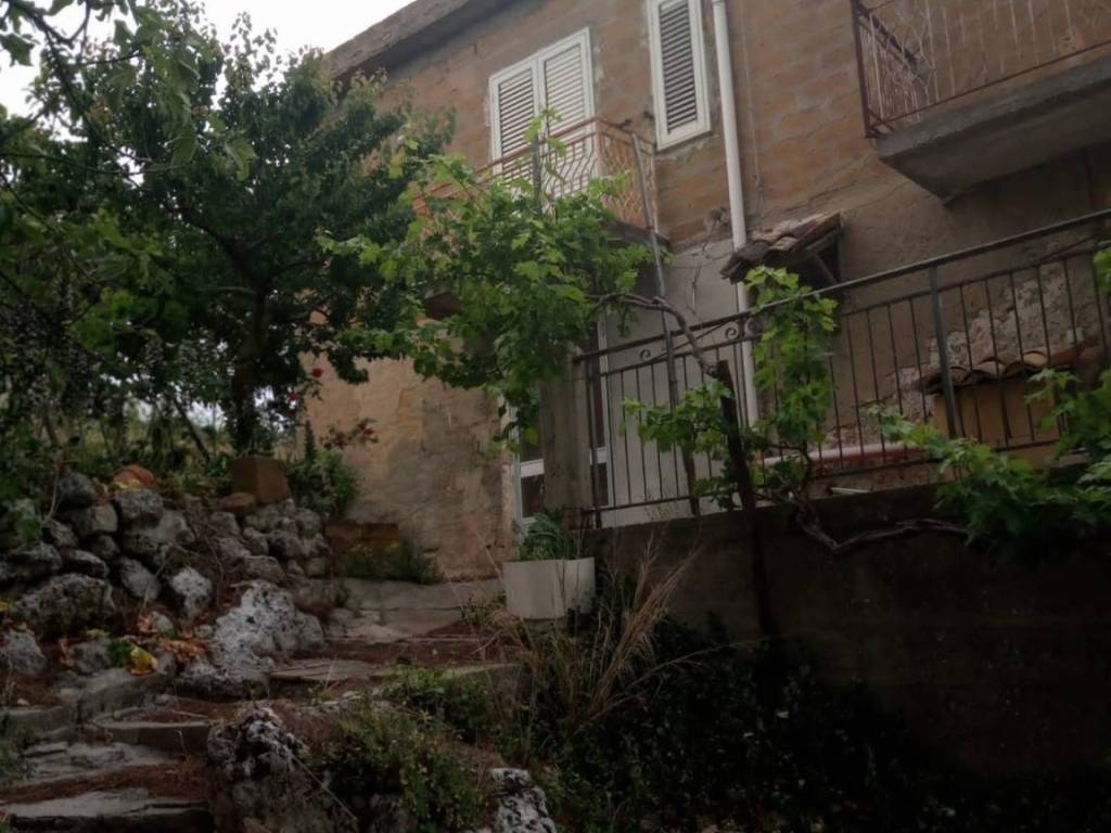 Casa indipendente a Racalmuto in contrada San Bartolomeo - Foto 3