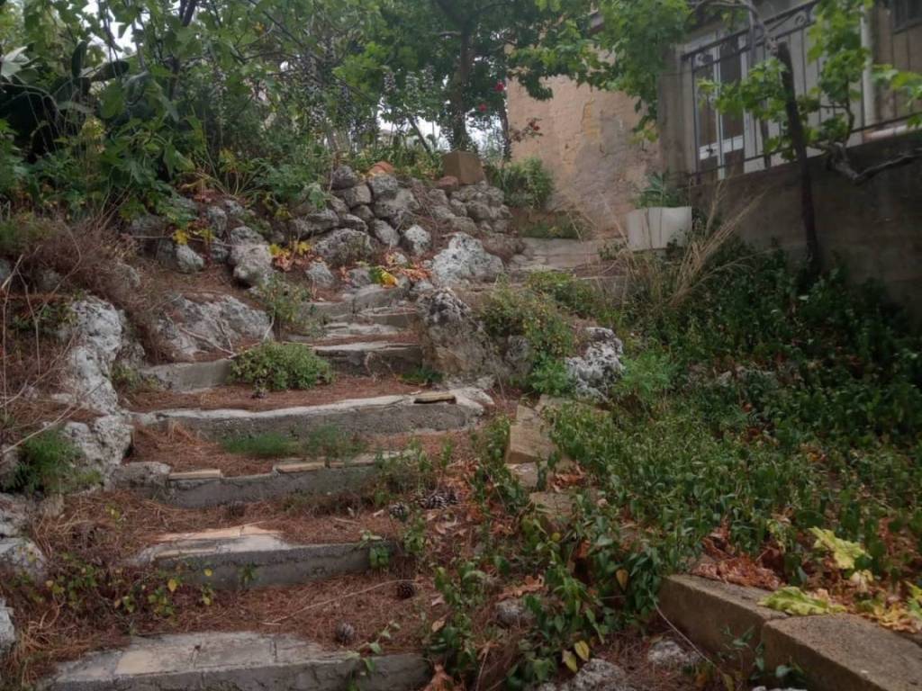 Casa indipendente a Racalmuto in contrada San Bartolomeo - Foto 4