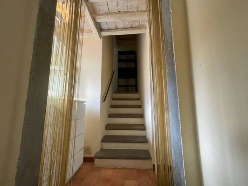 Appartamento a Pistoia in Quartiere Gello - Piazza - Foto 3