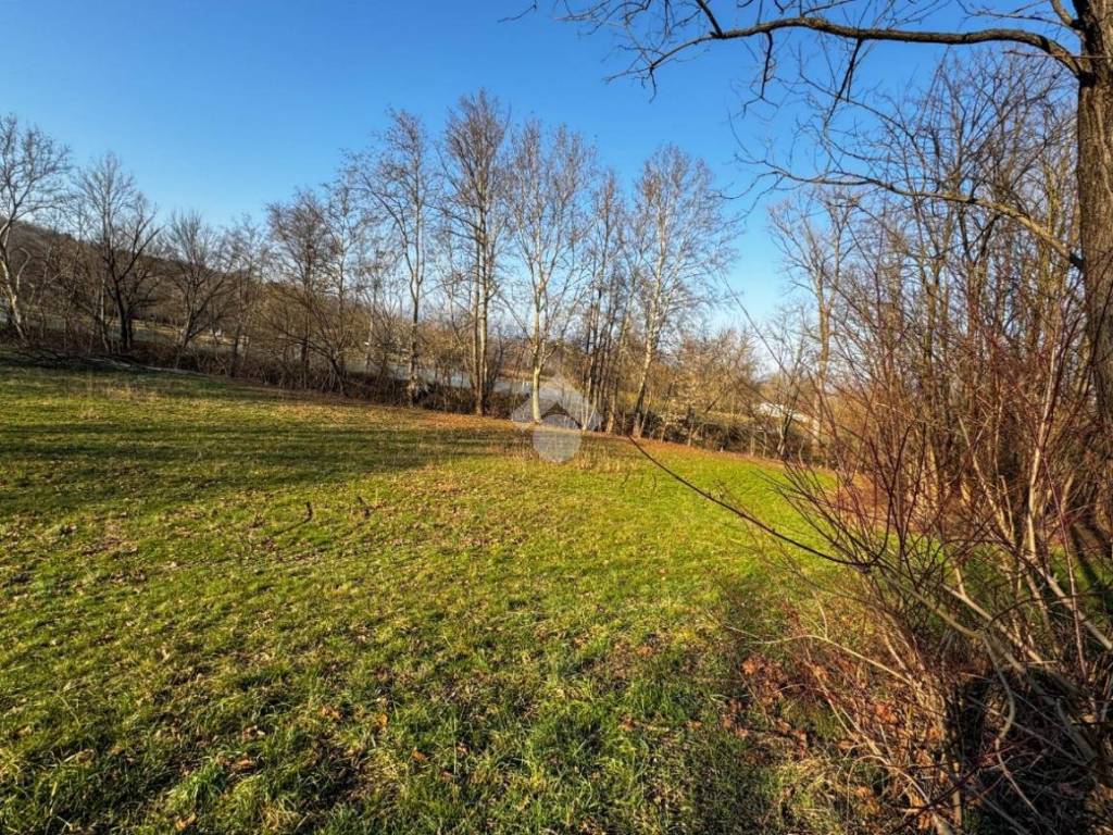 Terreno a Barzanò in Via Papa Giovanni XXIII - Foto 2