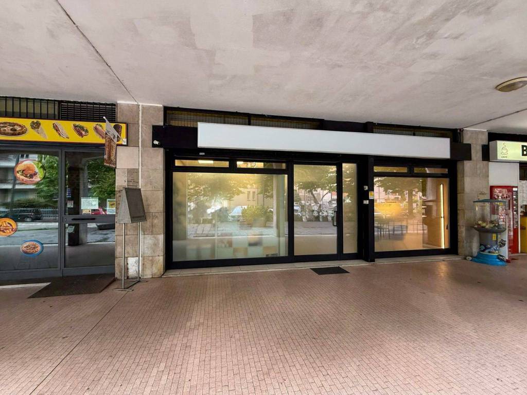 Immobile a Mantova in Viale dei Partigiani, 37 - Foto 3