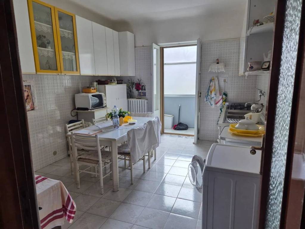 Appartamento a Taranto in Via Sardegna, 10 - Foto 2