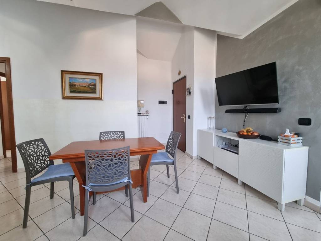 Appartamento a Limbiate in Via Groane - Foto 3
