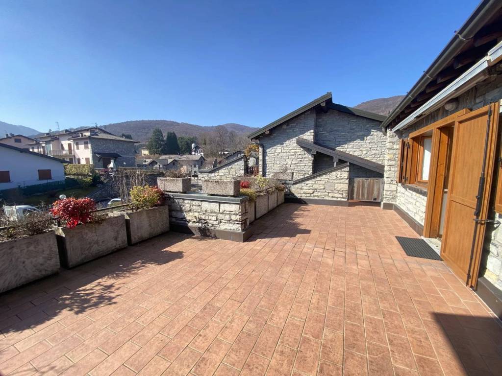 Appartamento a Alta valle intelvi in Viale Campione d'Italia - Foto 4