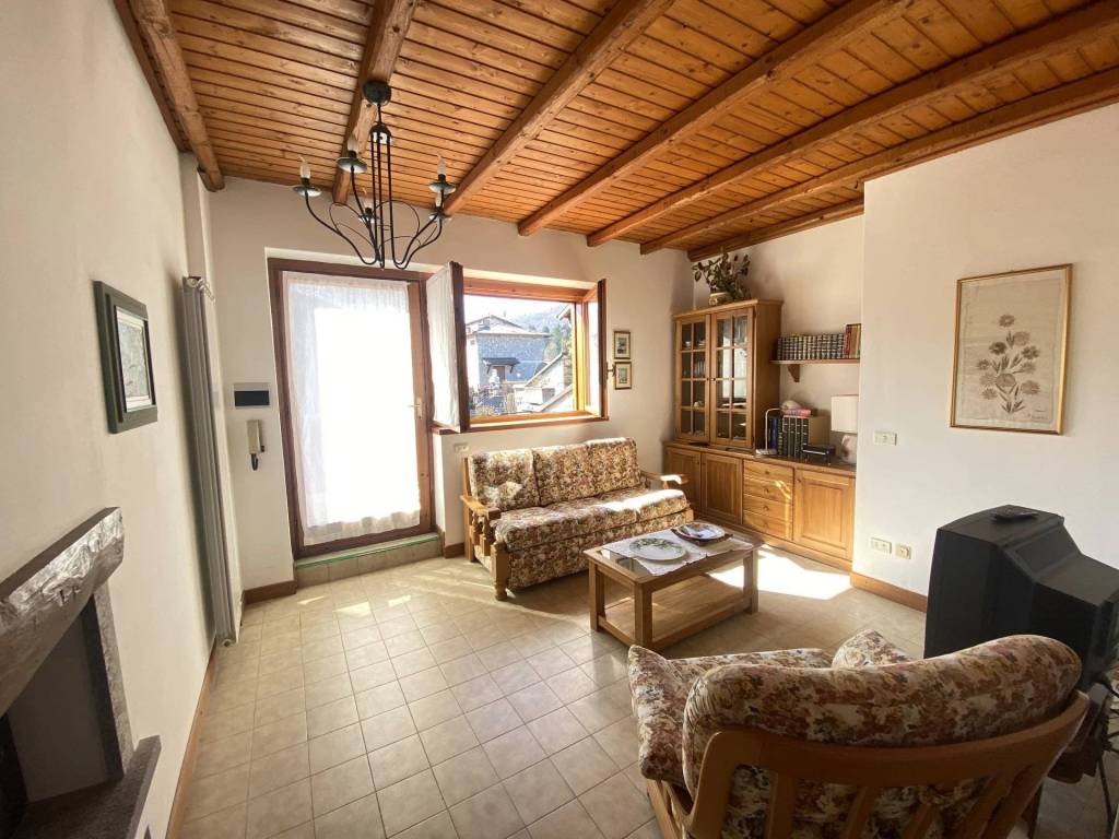 Appartamento a Alta valle intelvi in Viale Campione d'Italia - Foto 5