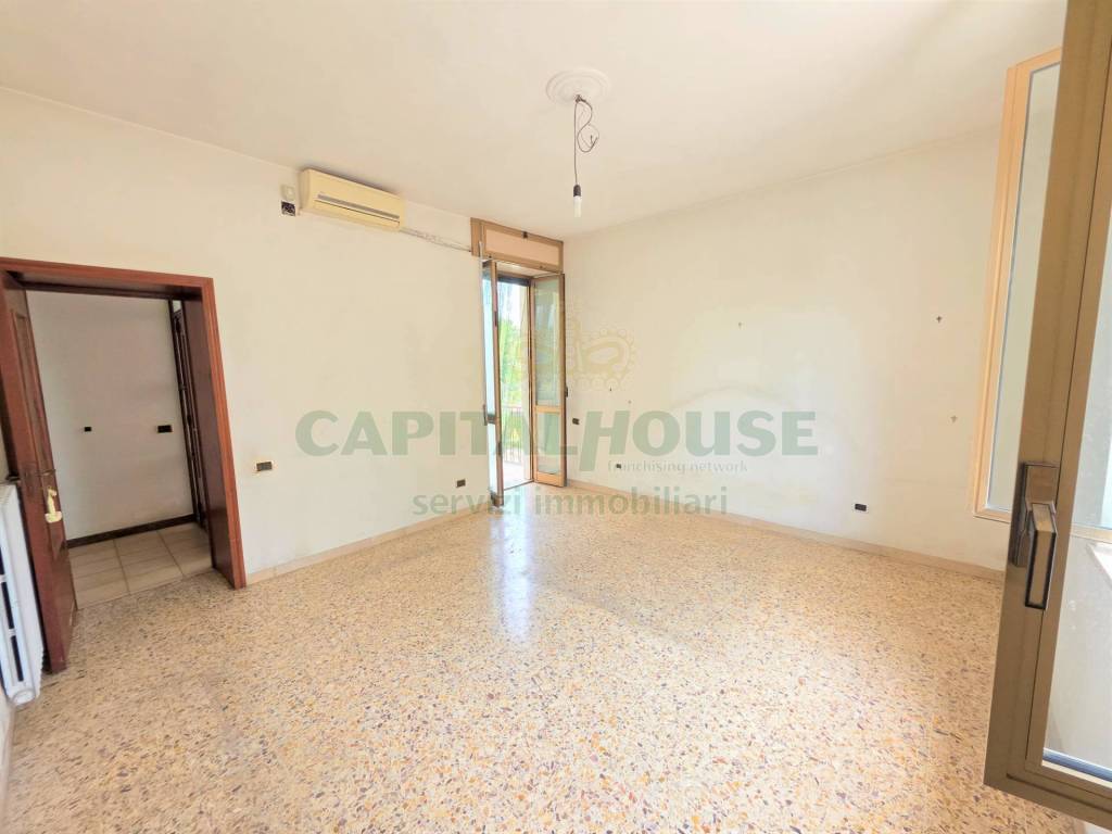 Appartamento a Caserta in Via Giuseppe Buonocore, 5 - Foto 4