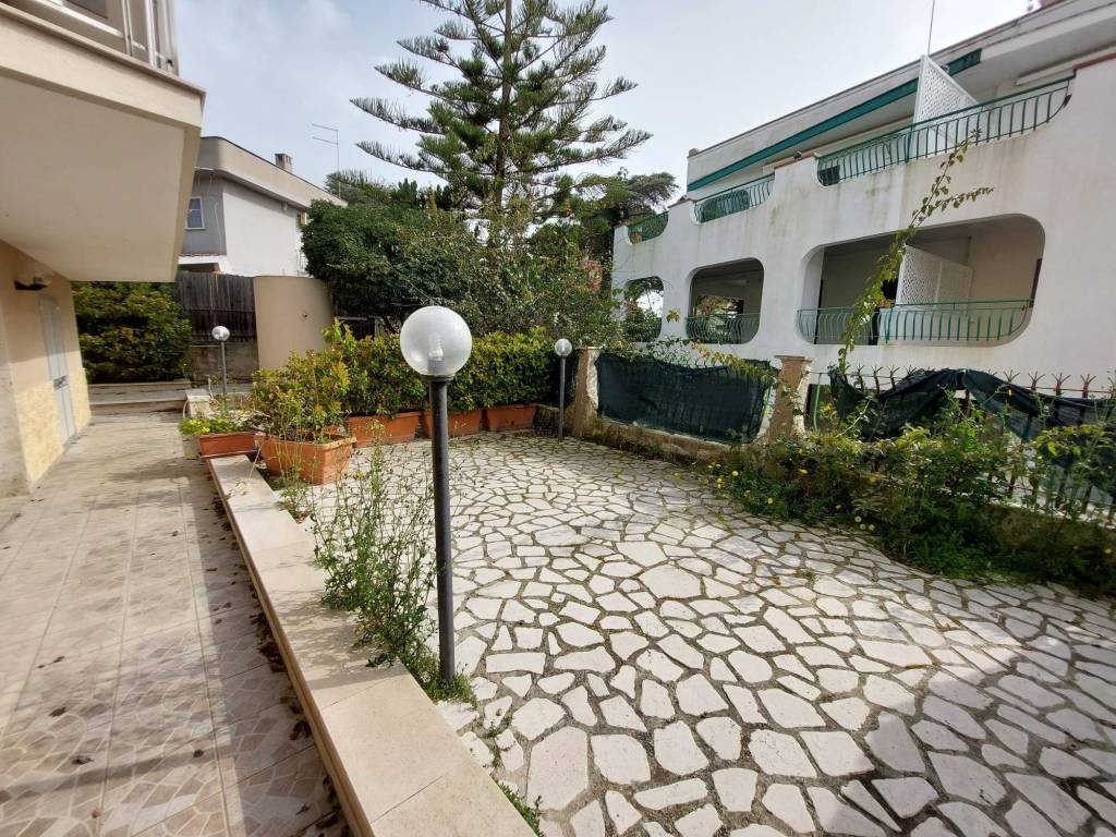 Villa a Pulsano in Viale del Negramaro, 21 - Foto 4