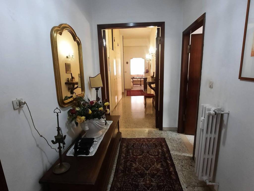 Appartamento a Fano in Via Montevecchio - Foto 4