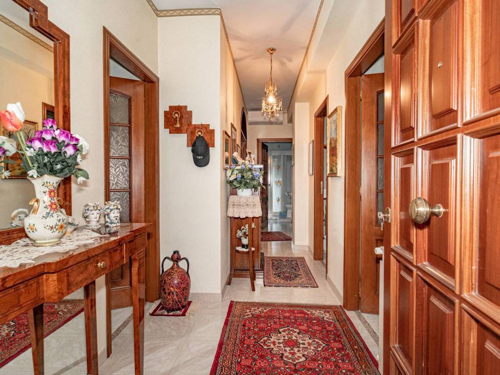 Appartamento a Randazzo in via Nino Martoglio, 9 - Foto 5