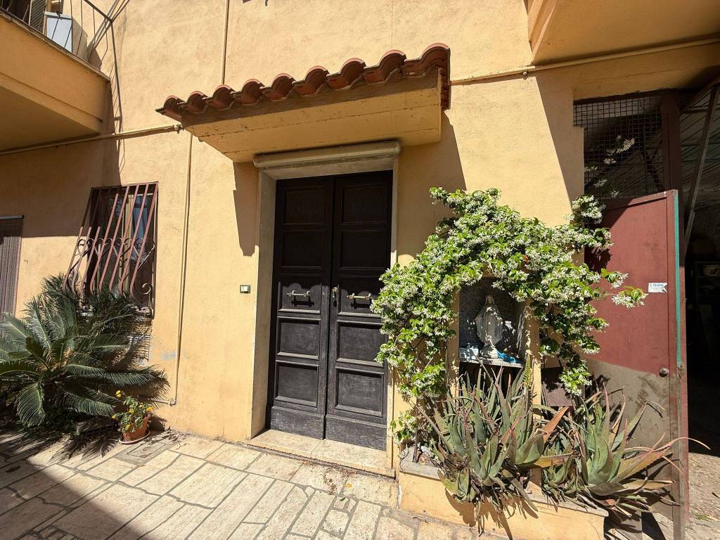 Casa indipendente a Guidonia montecelio in Via dei Cementieri - Foto 5