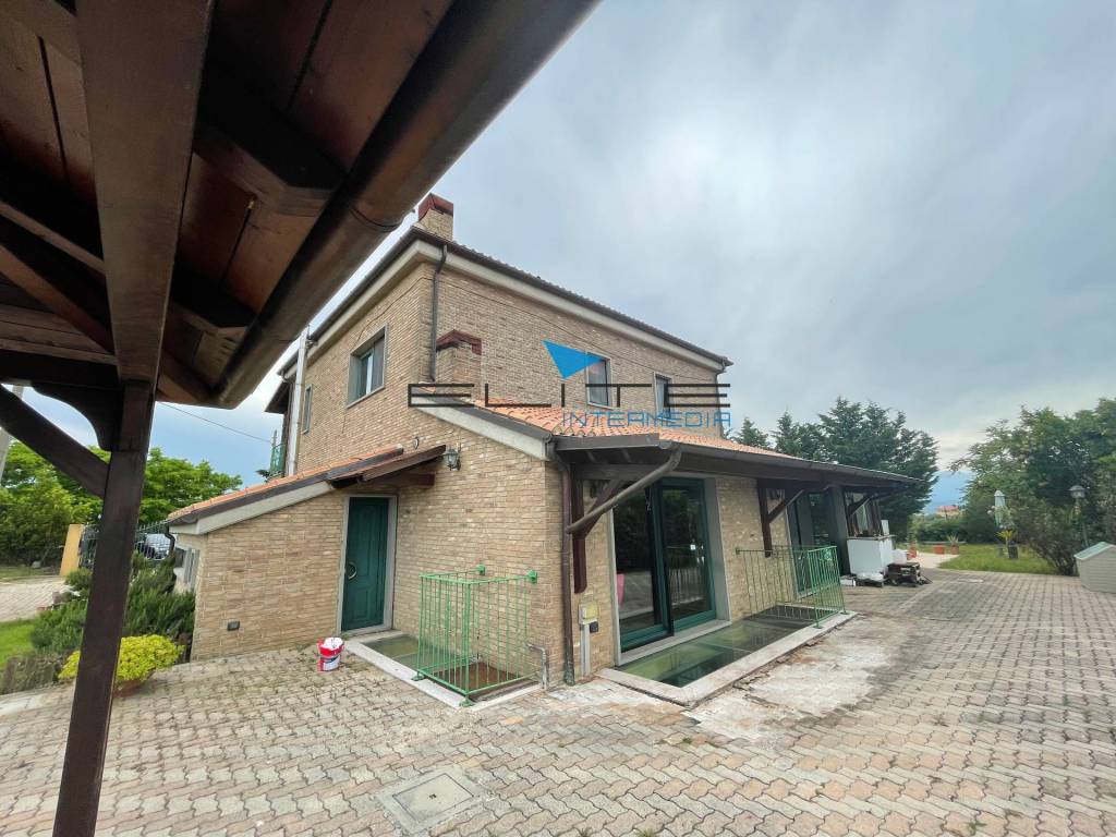 Villa a Spoltore in Via Tratturo, 1 - Foto 2