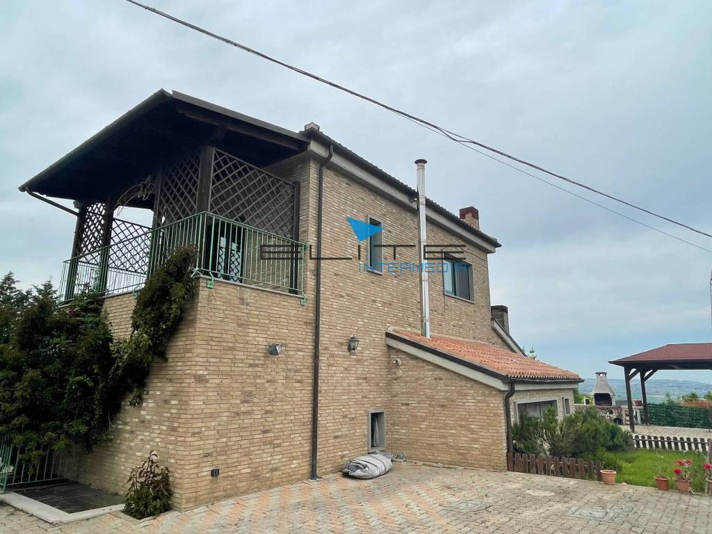 Villa a Spoltore in Via Tratturo, 1 - Foto 4