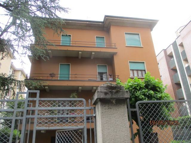 Appartamento a Como in Via Mentana, 29 - Foto 2