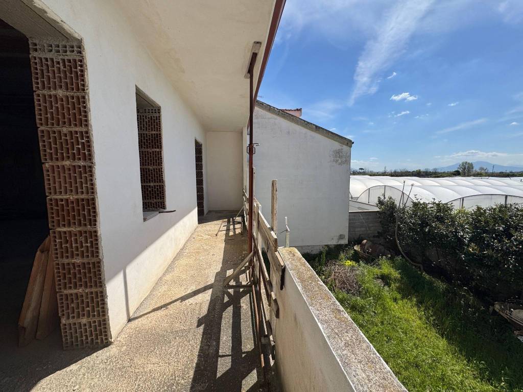 Villa a Santa maria capua vetere in Via Napoli, 29 - Foto 2