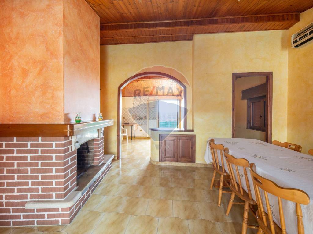 Casa indipendente a Belpasso in via Santa Maria di Licodia, 45 - Foto 3