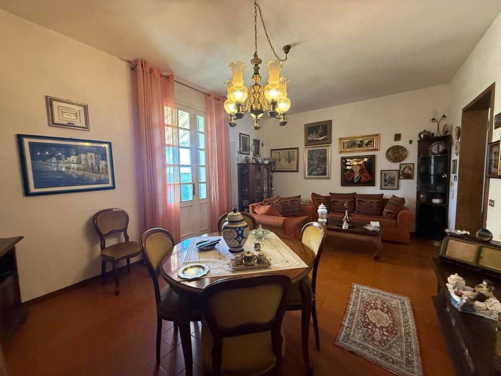 Appartamento a Cecina in via Armando Diaz , 3 - Foto 4