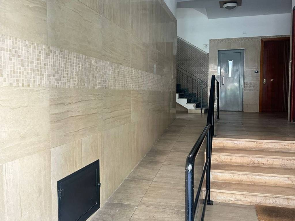 Appartamento a Taranto in Via Principe Amedeo, 336 - Foto 2