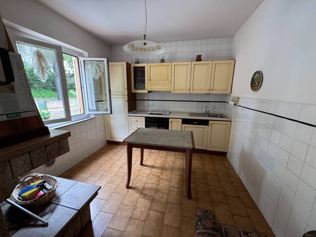 Appartamento a Montegranaro in Via Umbria, 46 - Foto 5