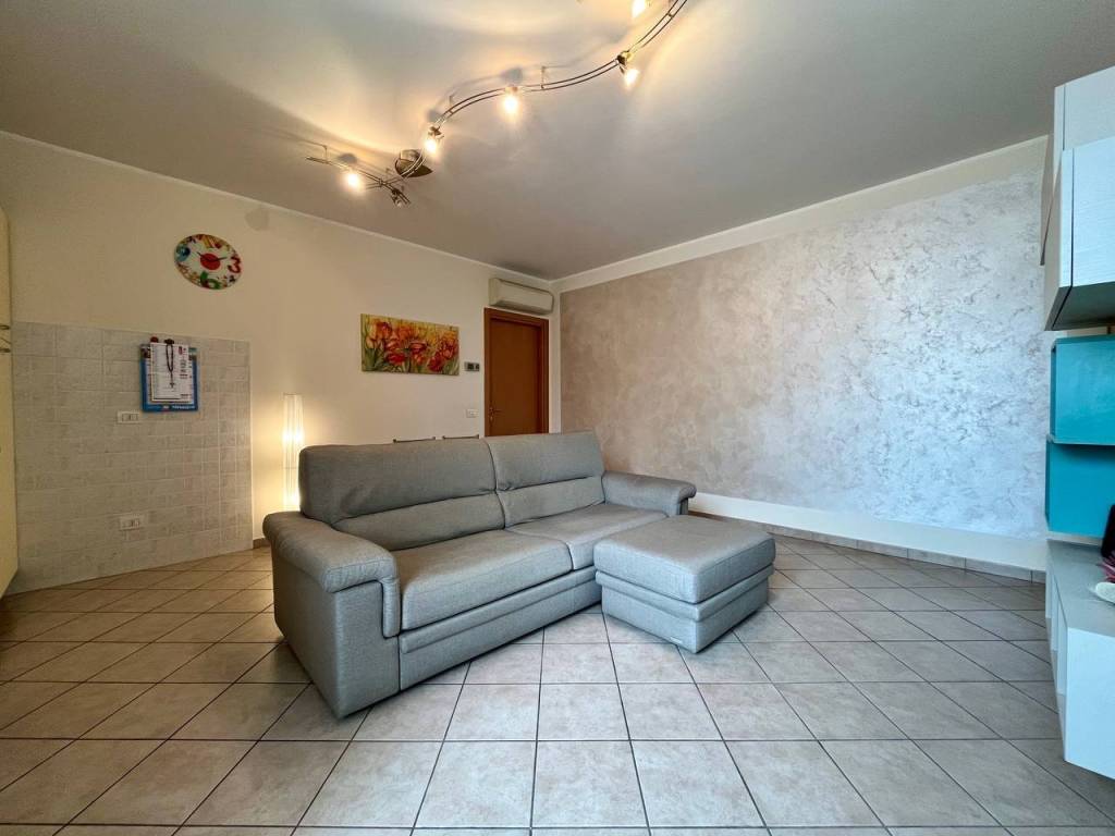 Appartamento a Villafranca di verona in Via Tione, 7 - Foto 3