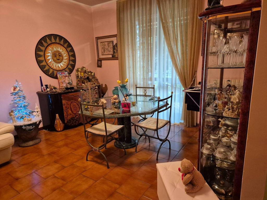 Appartamento a Nova milanese in Via Daniele Manin, 25 - Foto 4