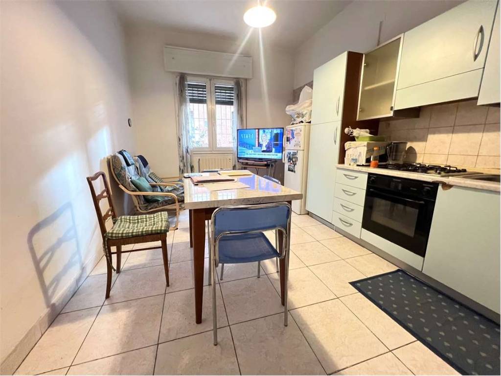 Appartamento a Bologna in AD.ZE SANT'ORSOLA - 3 CAMERE 2 BAGNI ! - Foto 4