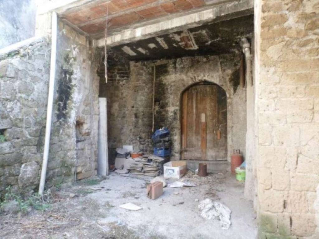 Casa indipendente a Airola in via Castello - Foto 4