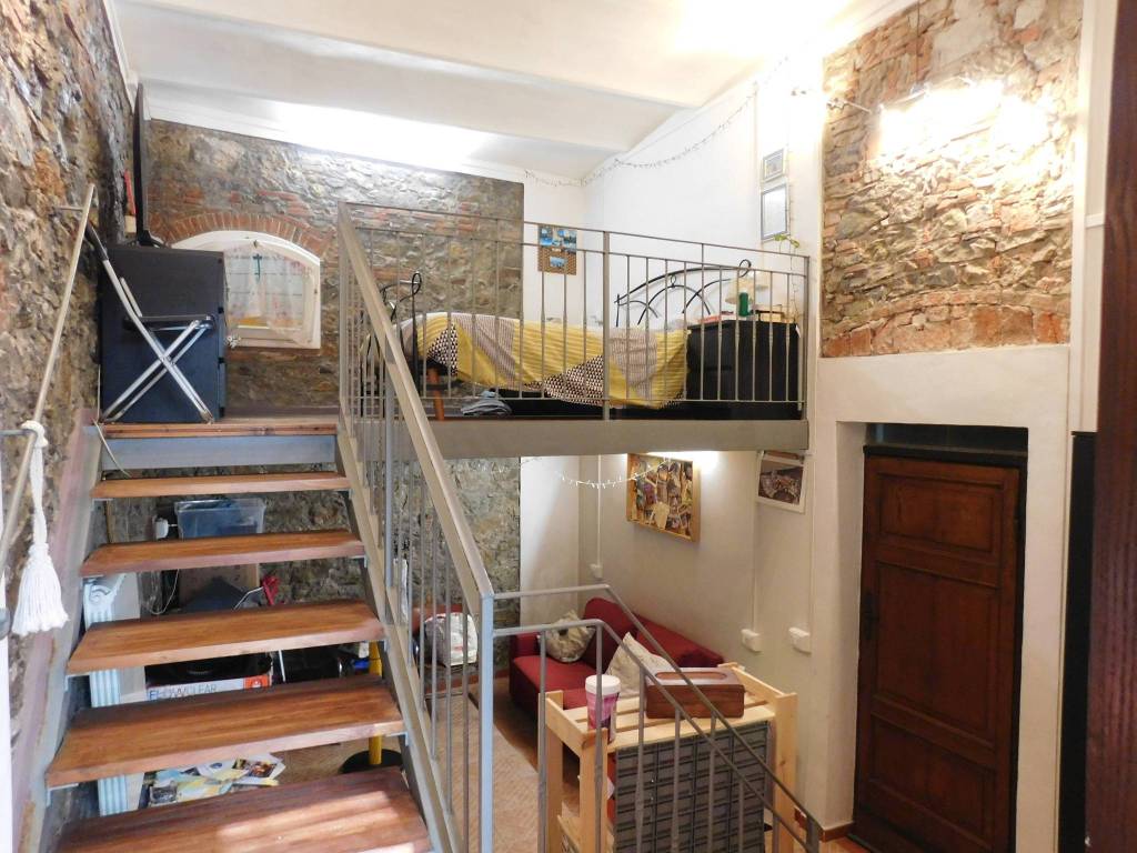 Casa indipendente a San giuliano terme in Via Statale Abetone, 260 - Foto 2