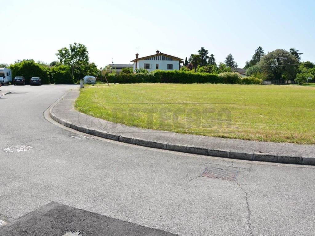 Terreno a Gonars in Via Giuseppe Filippo Renati, 9 - Foto 4