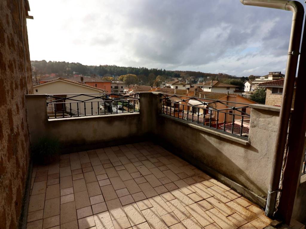 Appartamento a Vetralla in via campogiordano - Foto 2