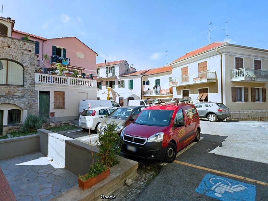 Appartamento a Diano castello in Piazza Giudice, 8 - Foto 3