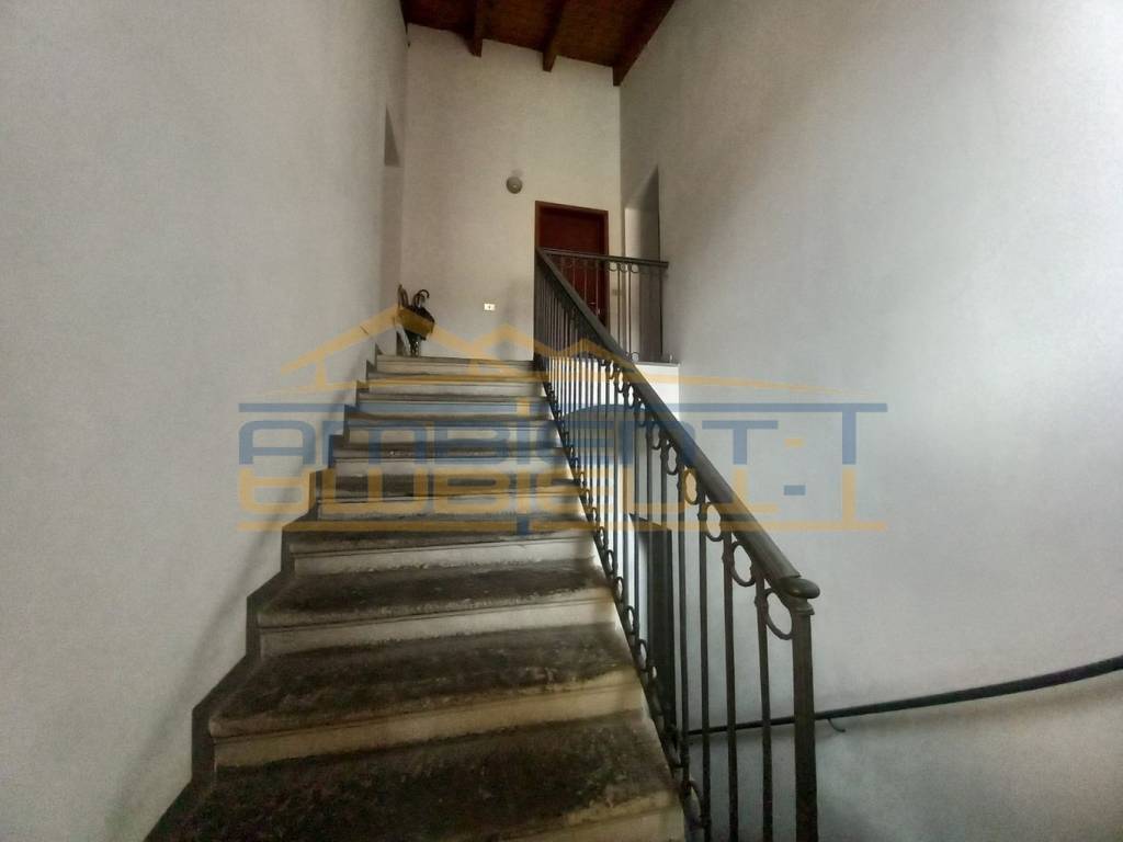 Attico / mansarda a Merate in Piazza Giulio Prinetti, 3 - Foto 3
