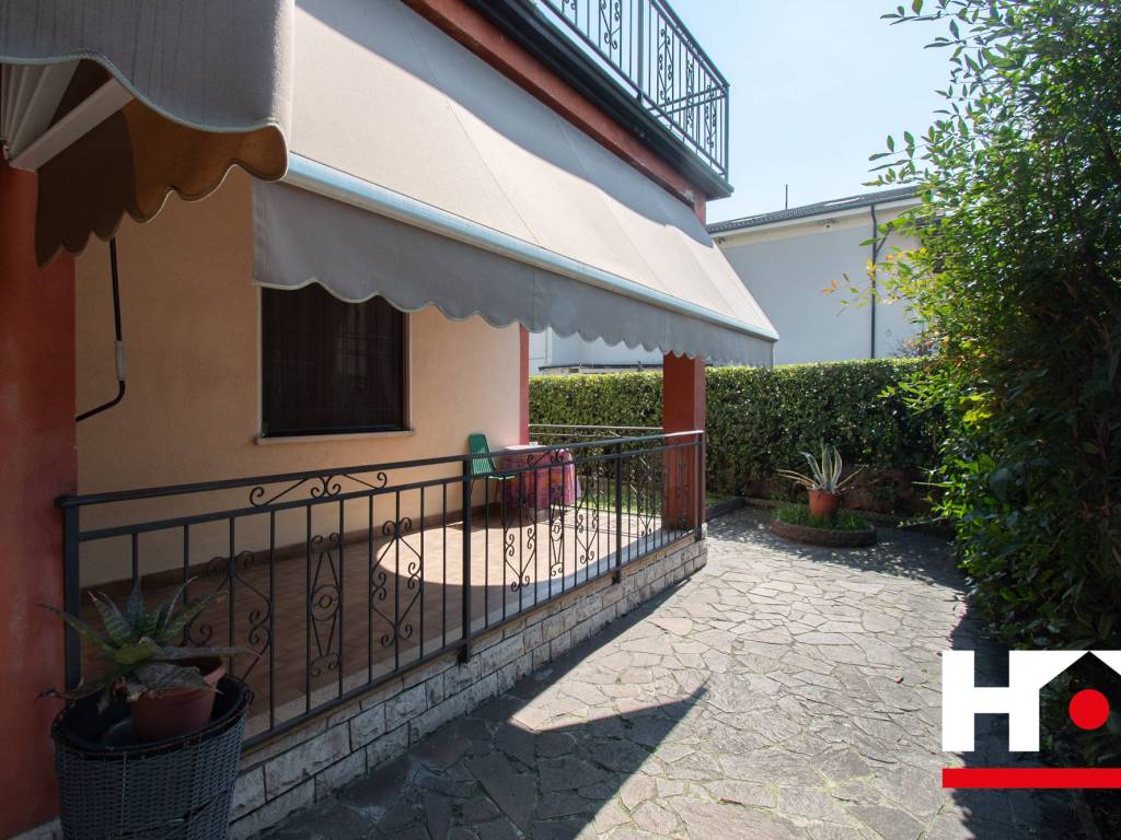 Villa a Lograto in Via 4 Novembre, 44 - Foto 4